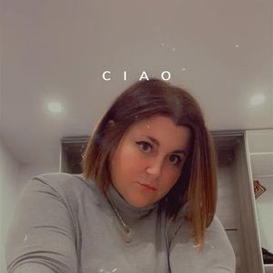 Meet your Posher, Chloé